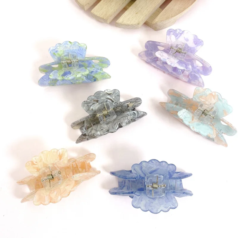 Korean version of the East gate Marble transparent hair clip back head spoon French retro mermaid color hair claw headdress