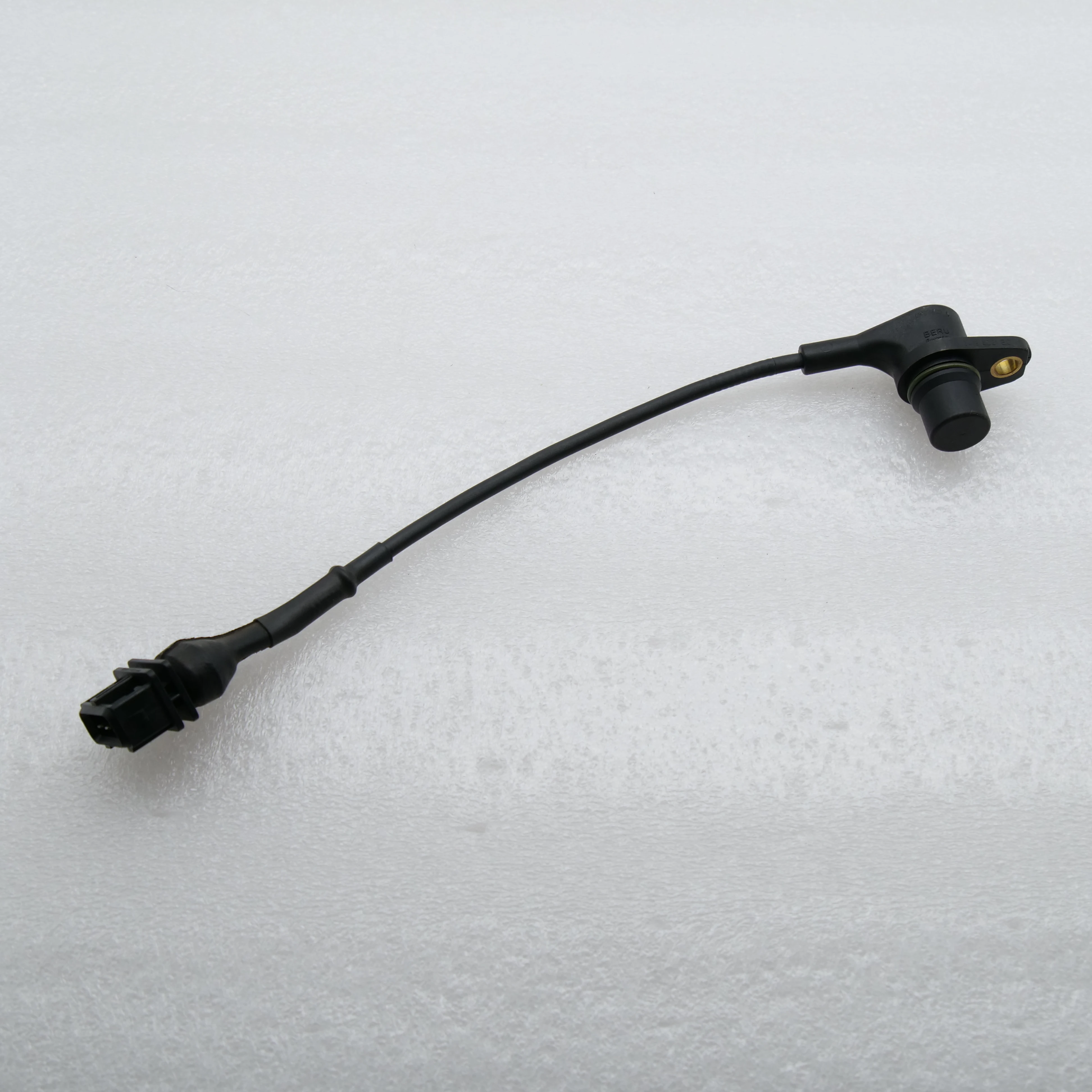 Speed Sensor Camshaft Crankshaft Position Sensor 04194021 04194021EC