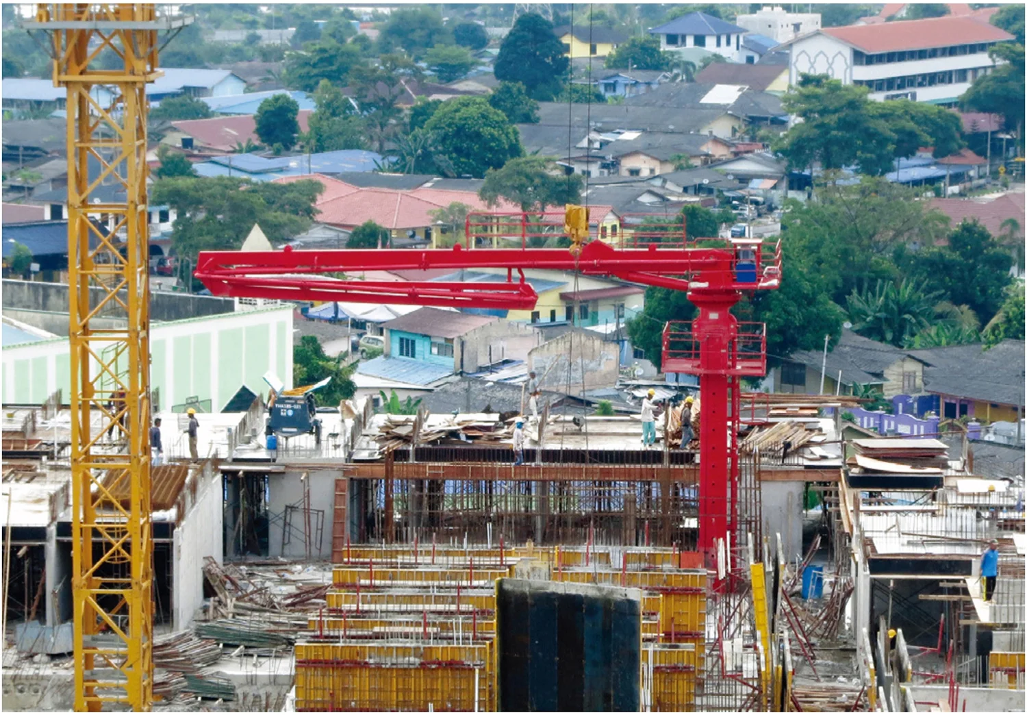 ZK Elevator climbing concrete placing boom with compact structure model 33M concrete distributor