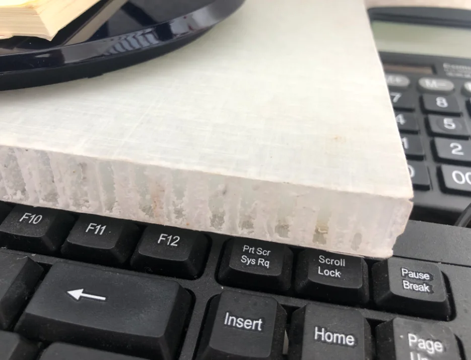 Lightweight Sandwich Composite Polypropylene PP Fibreglass GRP FRP Honeycomb Core Panel 4X8 Structural