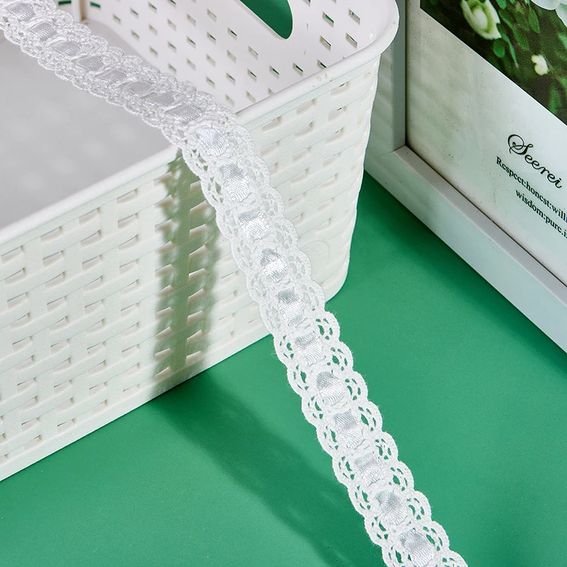 Wholesale Lolita Milk Silk White Lace Trimmings Colorful Ribbon Scallop Edge 100% Cotton Pierced Crochet Lace Trim