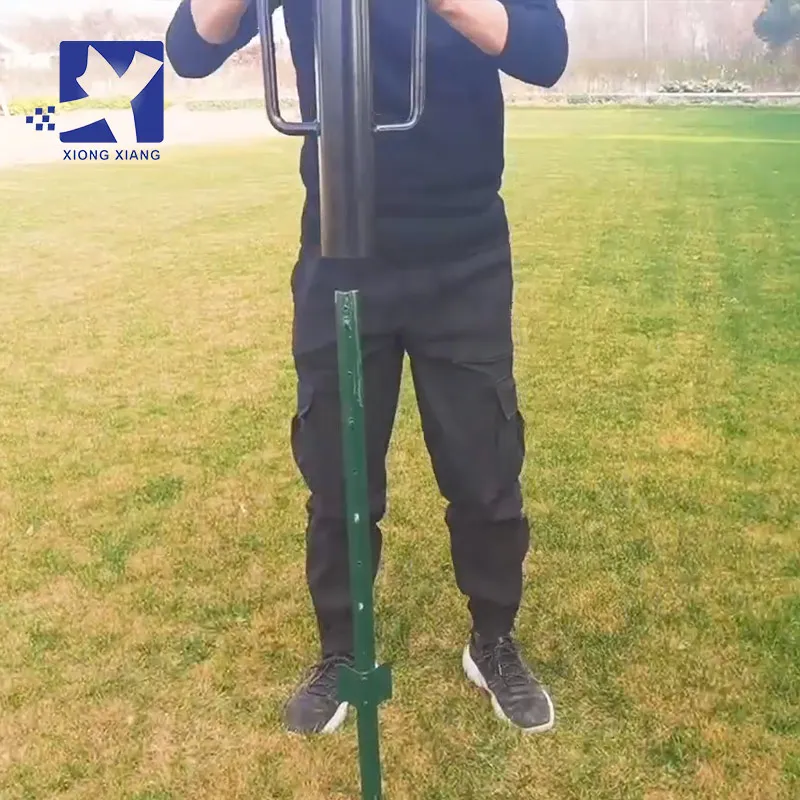 American Farm 6 ft T Fence Post/Green Studded T Fence Post