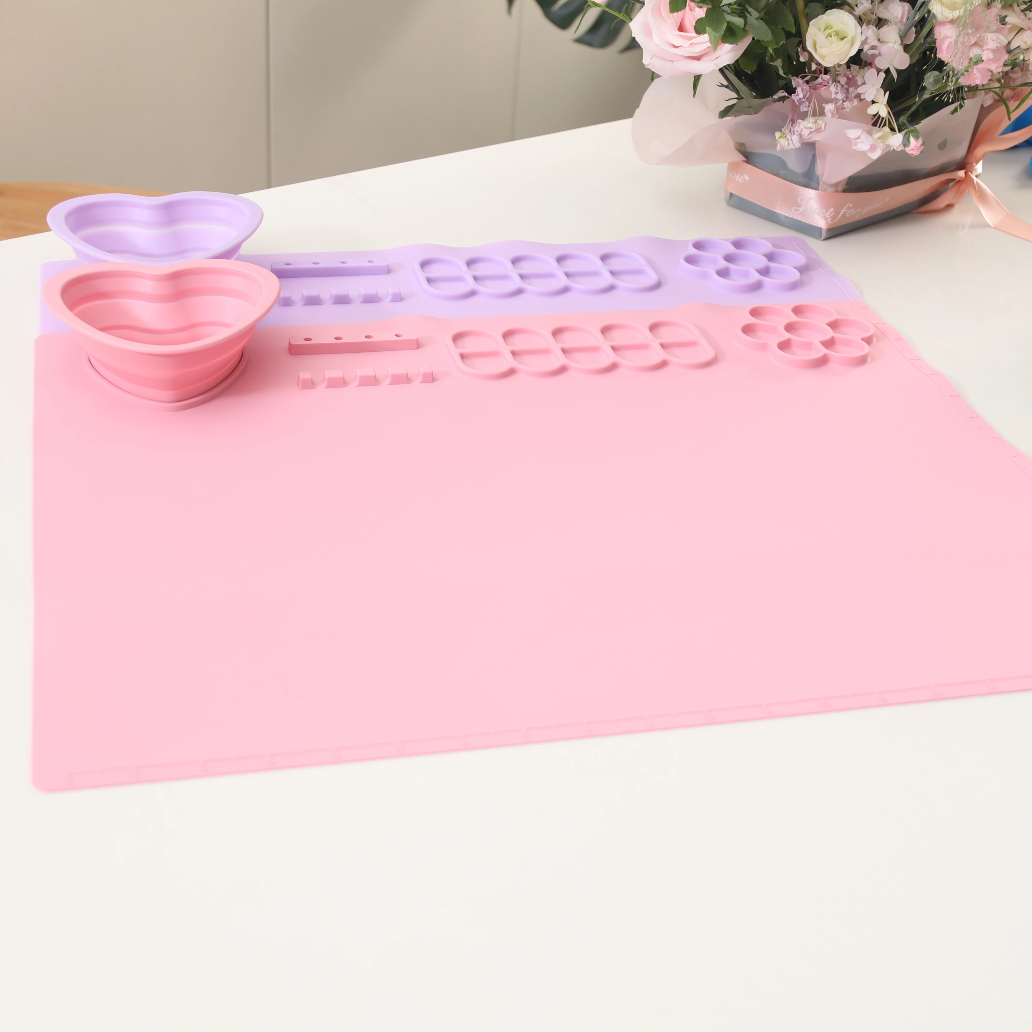2023 New Design Custom Silicone Painting Mat with Cup for Children Painting Mat Kid Drawing Pad Silicone Mats For Crafting