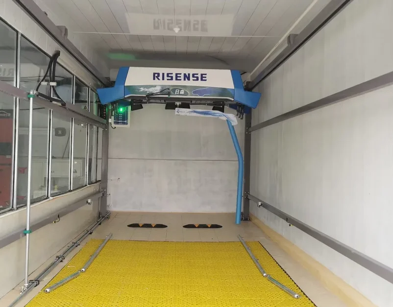 Полностью автоматическая бесконтактная автомойка Risense