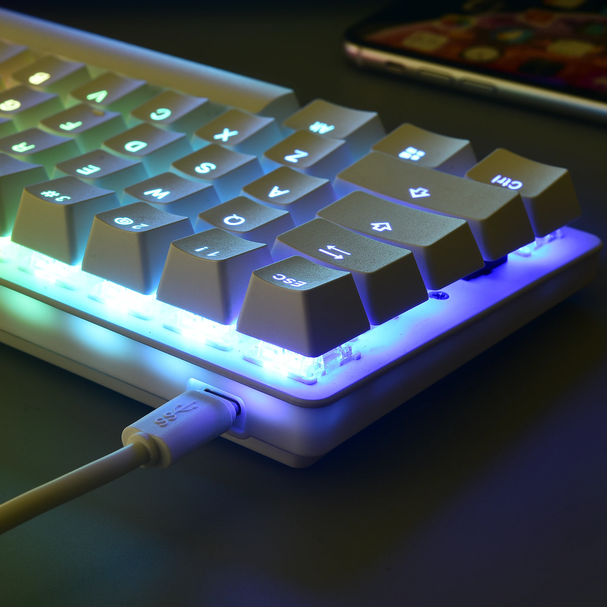 MK22 Factory support wholesale pbt keycaps 60% ergonomic gaming  mechanical switch61 keys mechanical keyboard