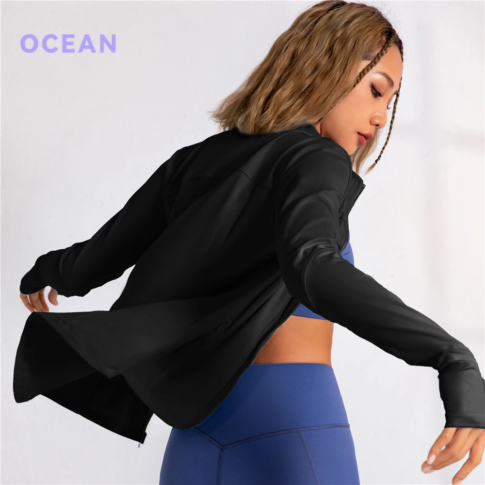 Ready To Ship Amazon Hot Sale  Lightweight Full Zip Active Sports Yoga Jackets for Women Running Track Jackets