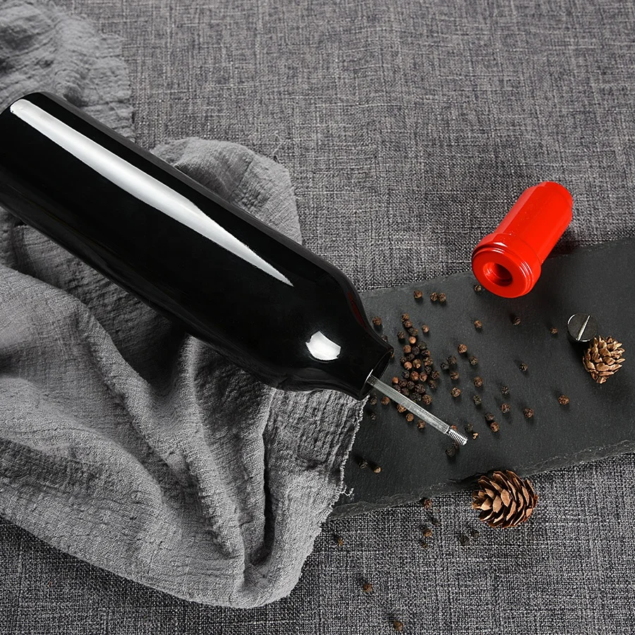 Wine Bottle Large Size Adjustable Ceramic Rotor Gravity Wood Kitchen Salt Grinder Pepper Mill