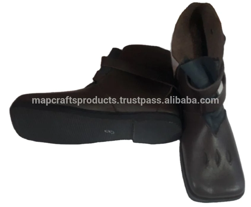 Unisex 100% Genuine Leather Tudor Shoes Comfortable Landsknecht Ankle Boots Lace-Up Rubber Winter per Customer Requirements