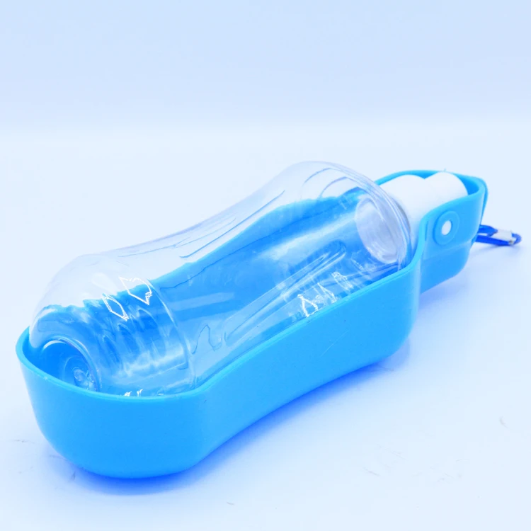 Factory Wholesale New Outdoor Portable Folding Dog Water Kettle 550ml Medium and Large Dog Drinking Bottle