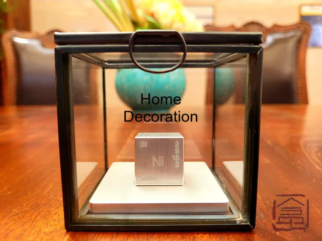 2N6 Nickel Cube Customized Table Display High Purity  Metal Cube with Al Alloy Base glass box