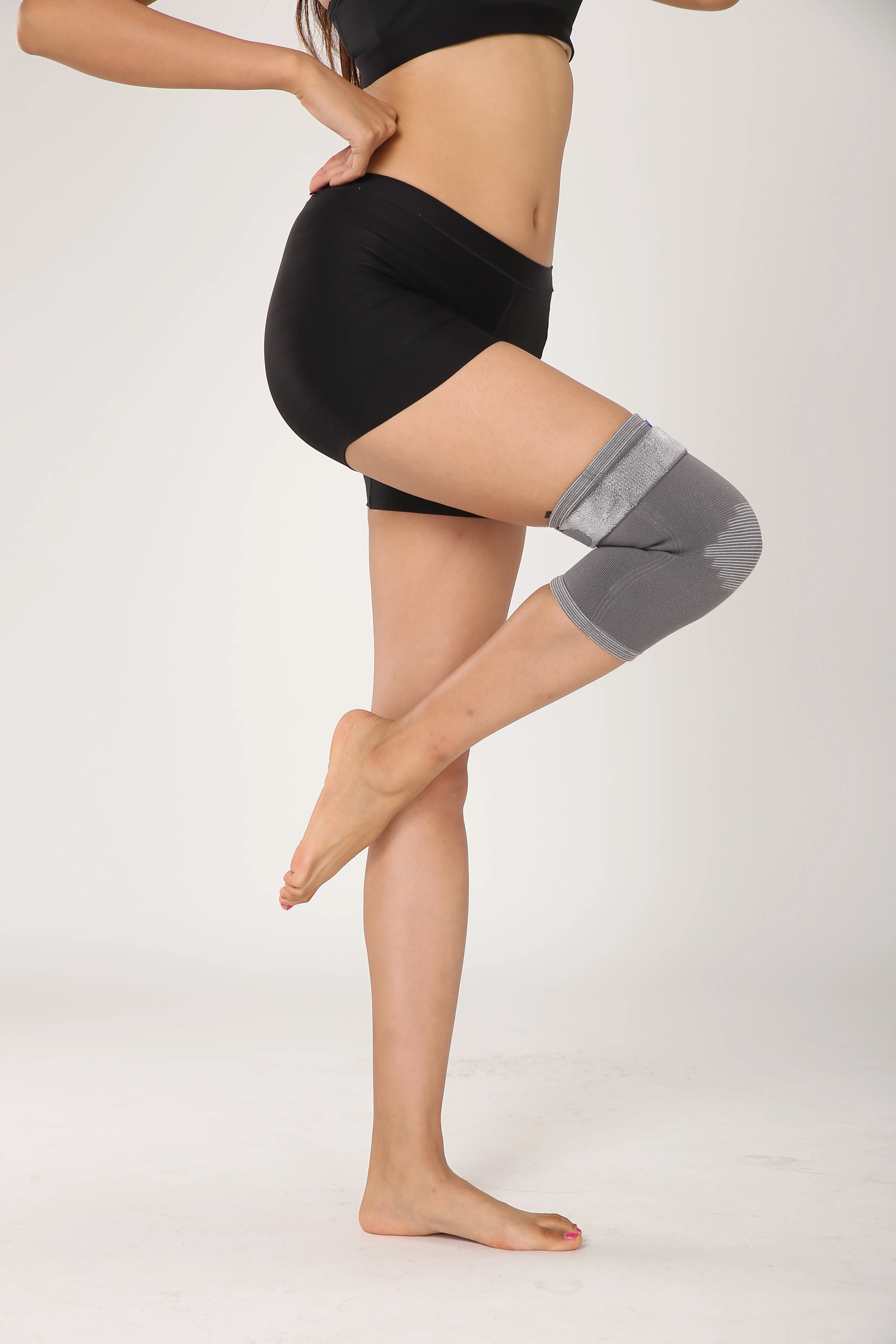 Hinor High-quality kneepad made of bamboo charcoal yarn knee pads for sports and work out for Post-operative rehabilitation