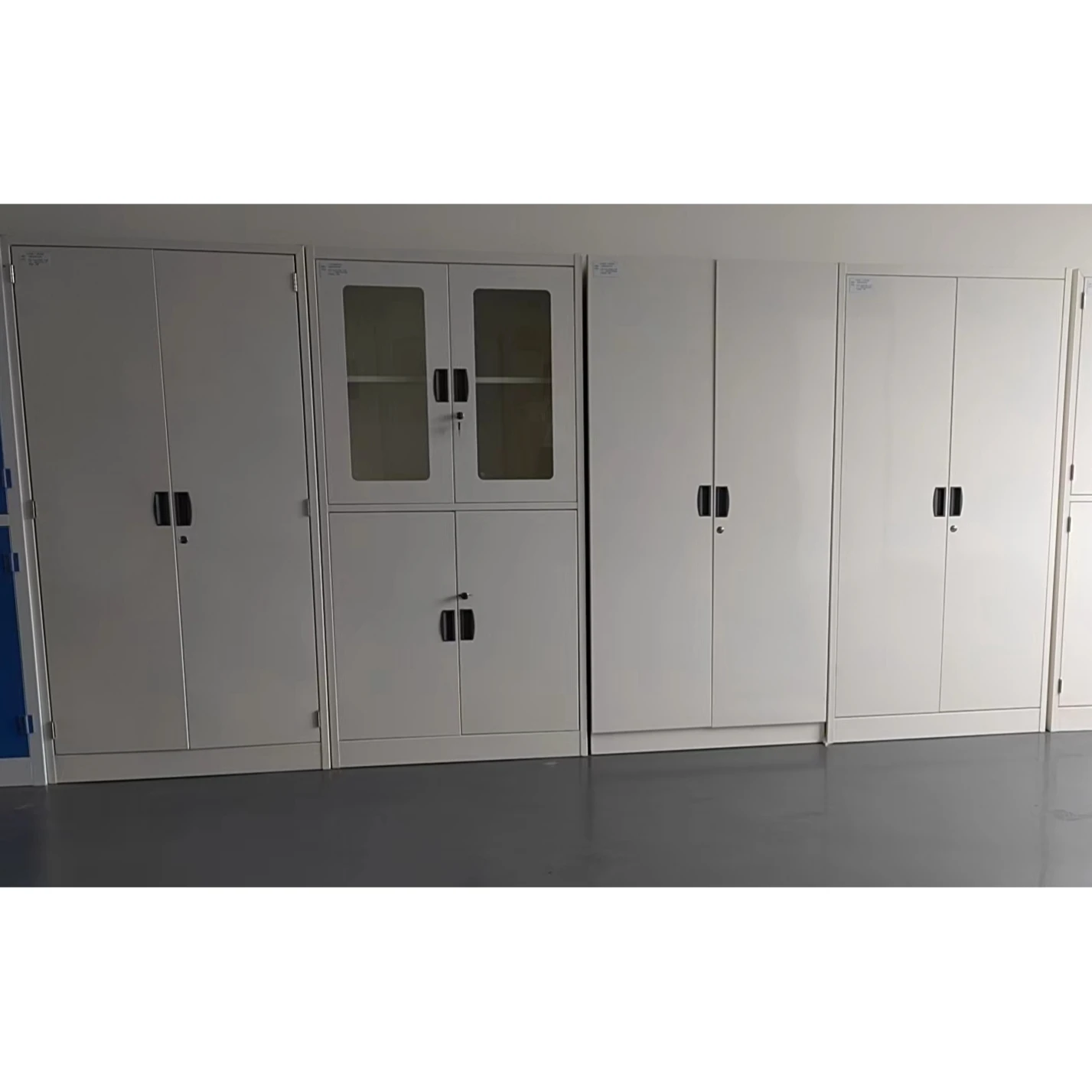 factory Wholesale Stainless Double Door Hospial Large Medicine Cabinet
