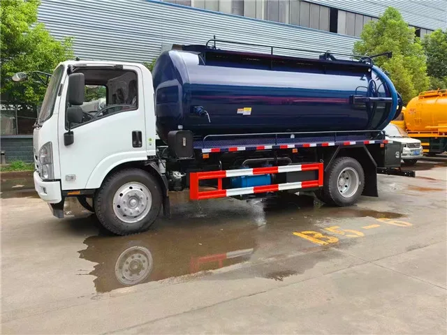 sewage truck  (4).jpg