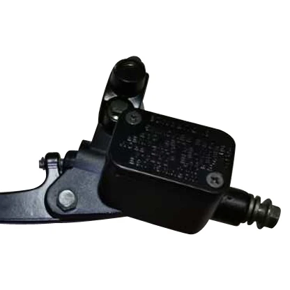 Low price motorcycle parts disc brake pump for Bajaj (1600160687320)
