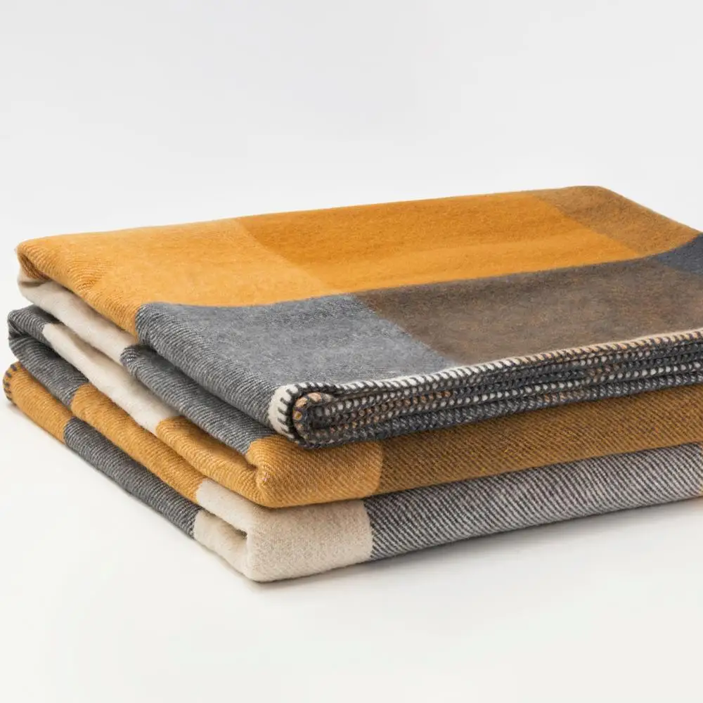 China wool blanket factory 100% wool plaid blanket overlock whipstitch Australian wool blanket