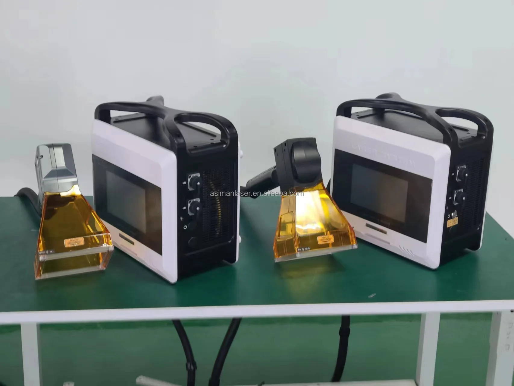 Portable 20W/30W/50W Handheld Fiber Laser Marking Machine New Pulsed Metal Engraving for Home Use with Max Laser Source