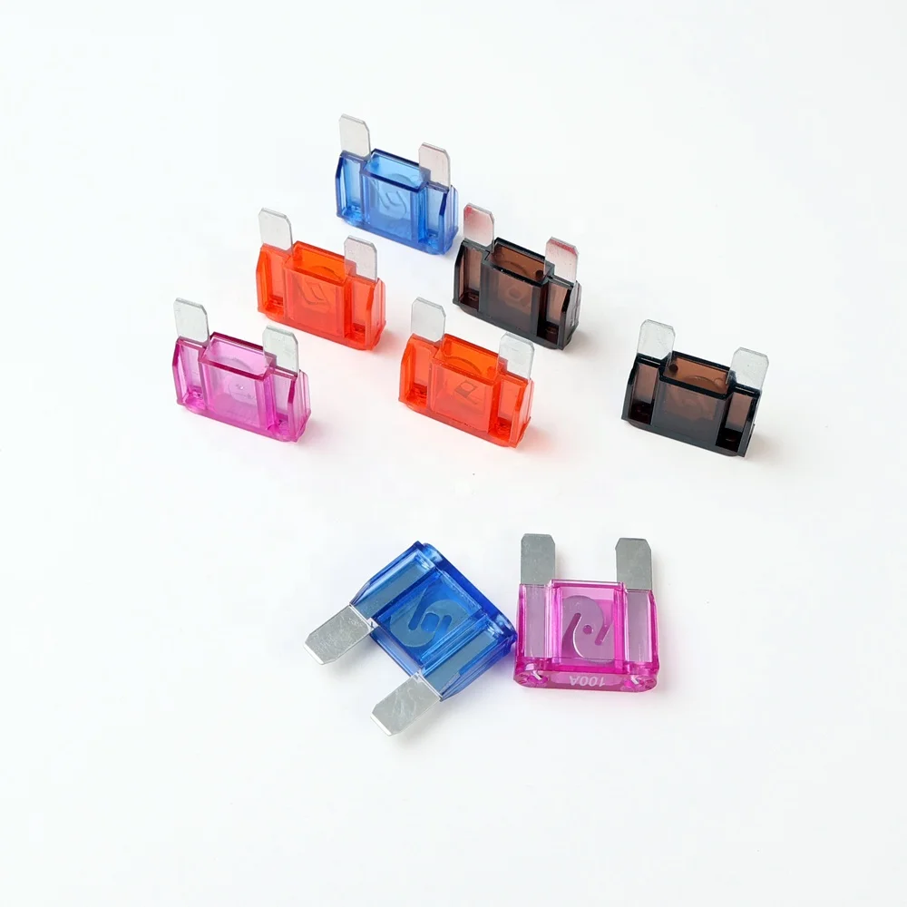 Good Quality Competitive Price 32V 20A~100A Zinc Alloy Material Car Vehicle Automotive MAXI Blade Fuses