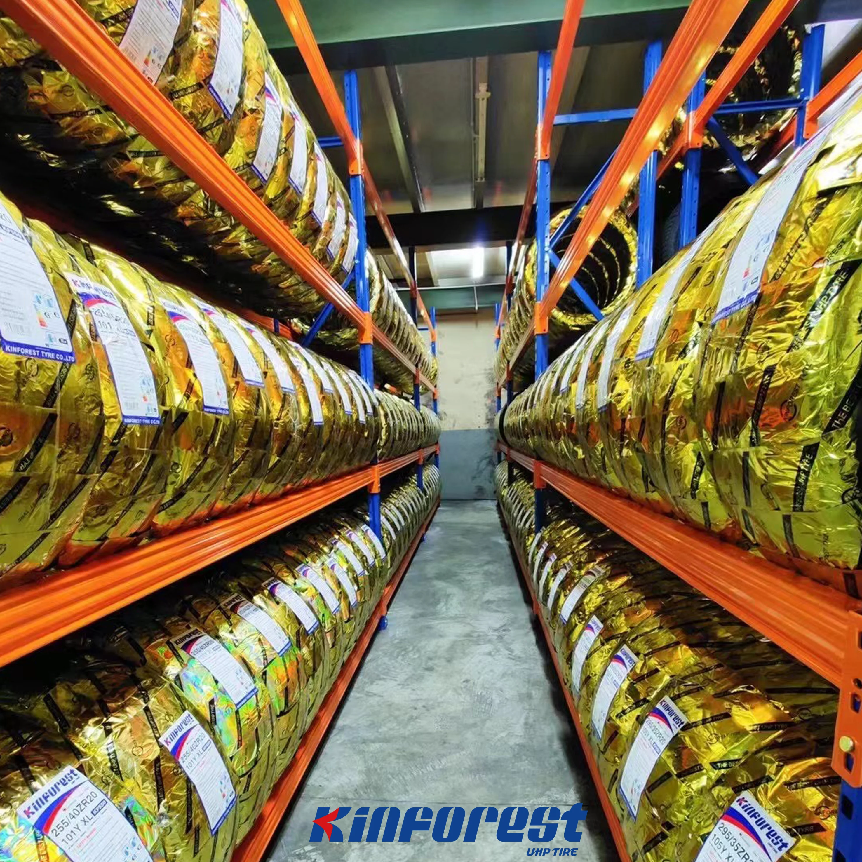 KINFOREST KF550 Passenger Car Tires UHP Made In SHANDONG Rubber Tire Radial Tubeless 215x65x16