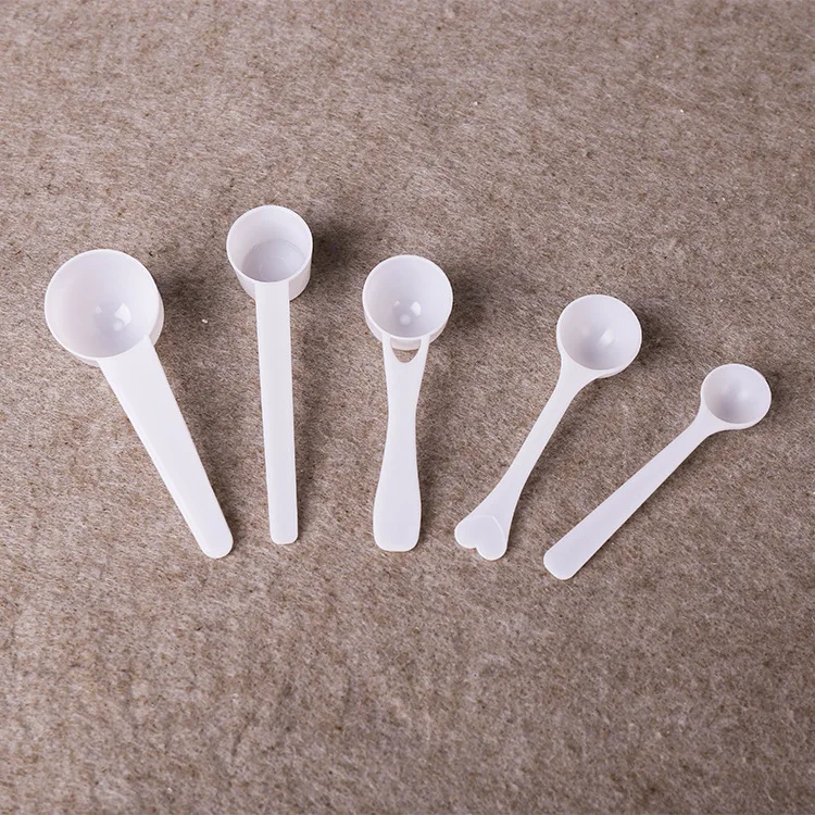 wholesale plastic laboratory measuring spoon dosing scoop 2.5ml 2.5g