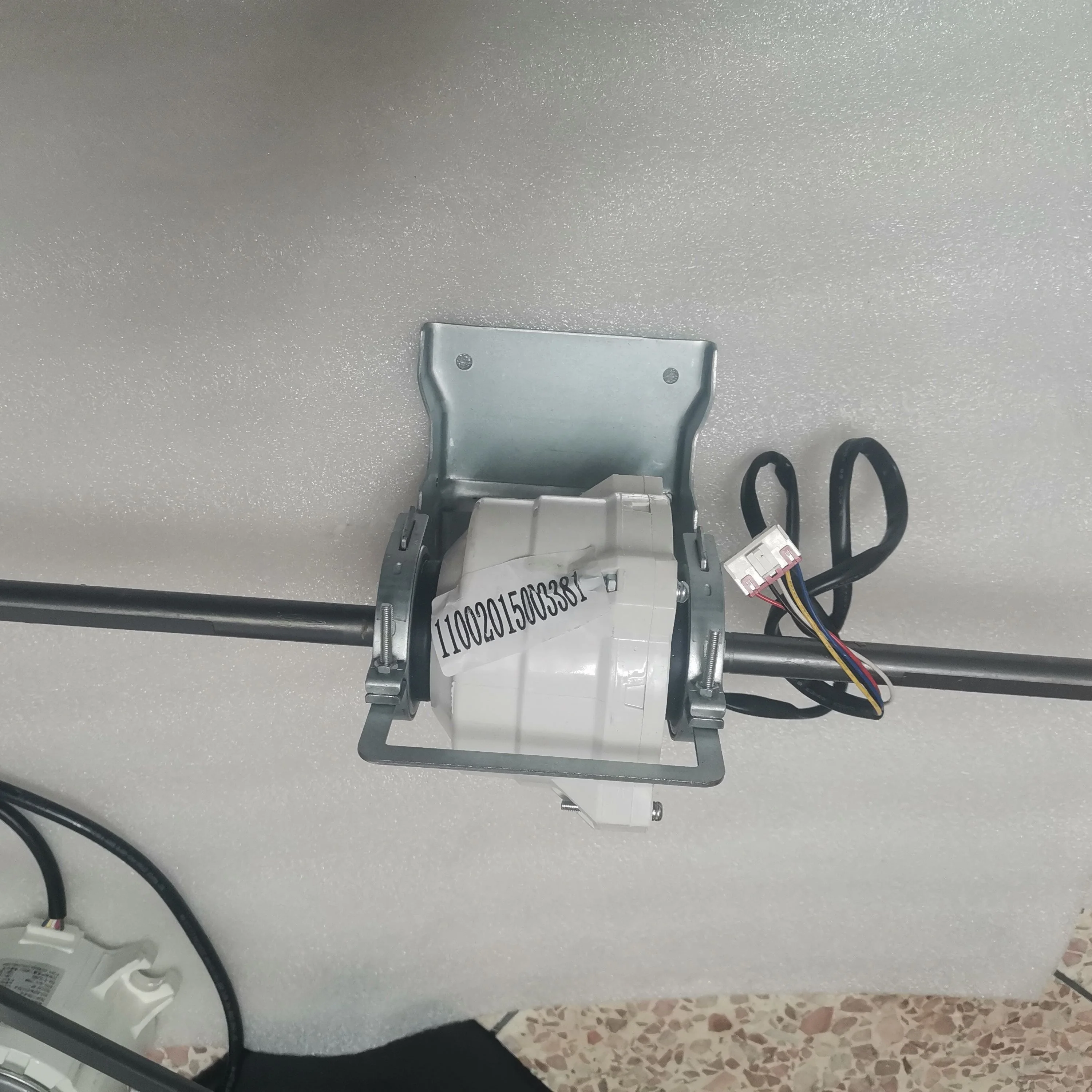 New original central air conditioning suitable for Midea DC motor duct machine 11002015003381 ZKSP-30-8-3L DC310V 8P 30W