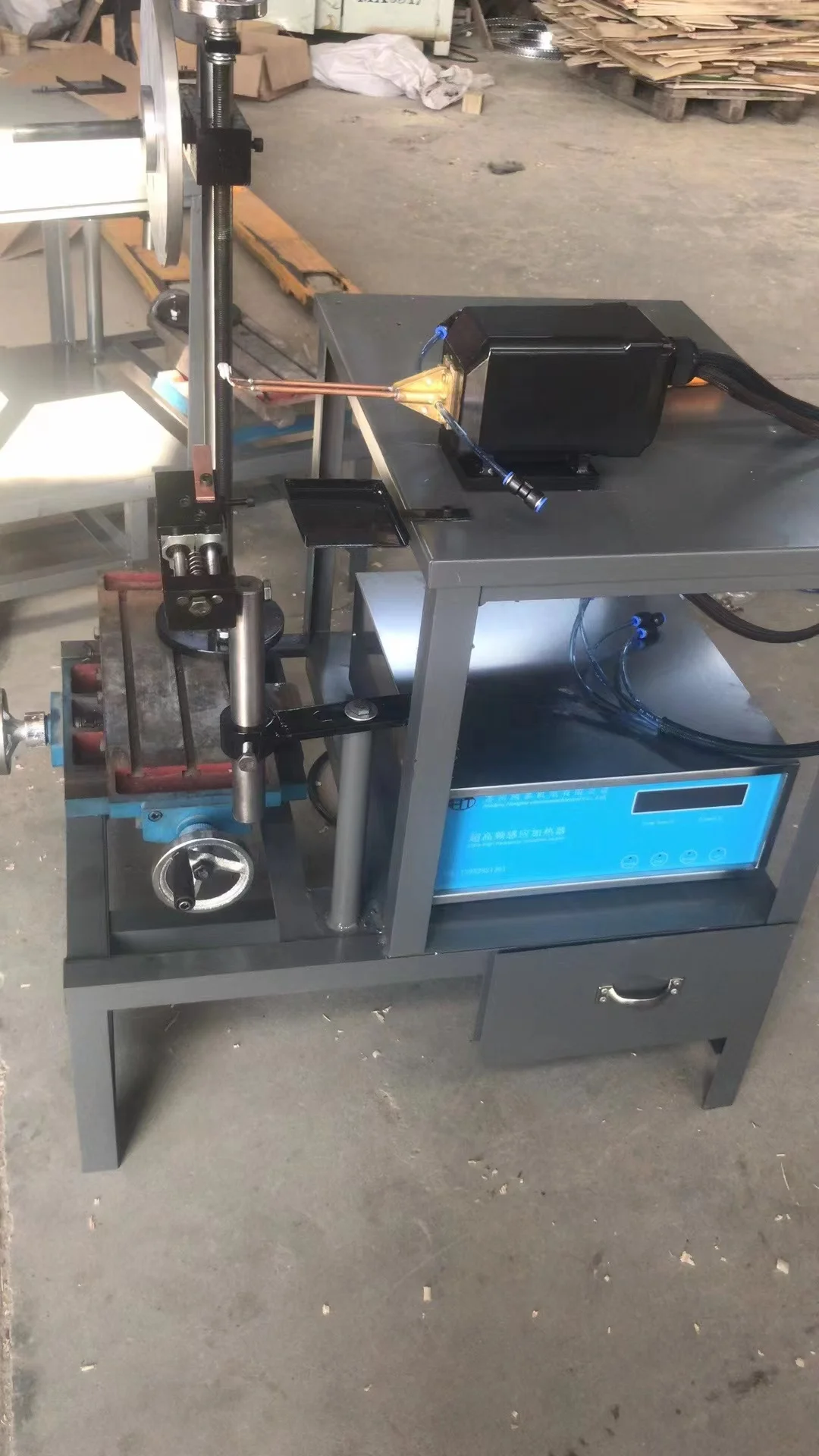 Manual brazing machine for wood saw blade high frequency welding carbide tips induction heating equipment