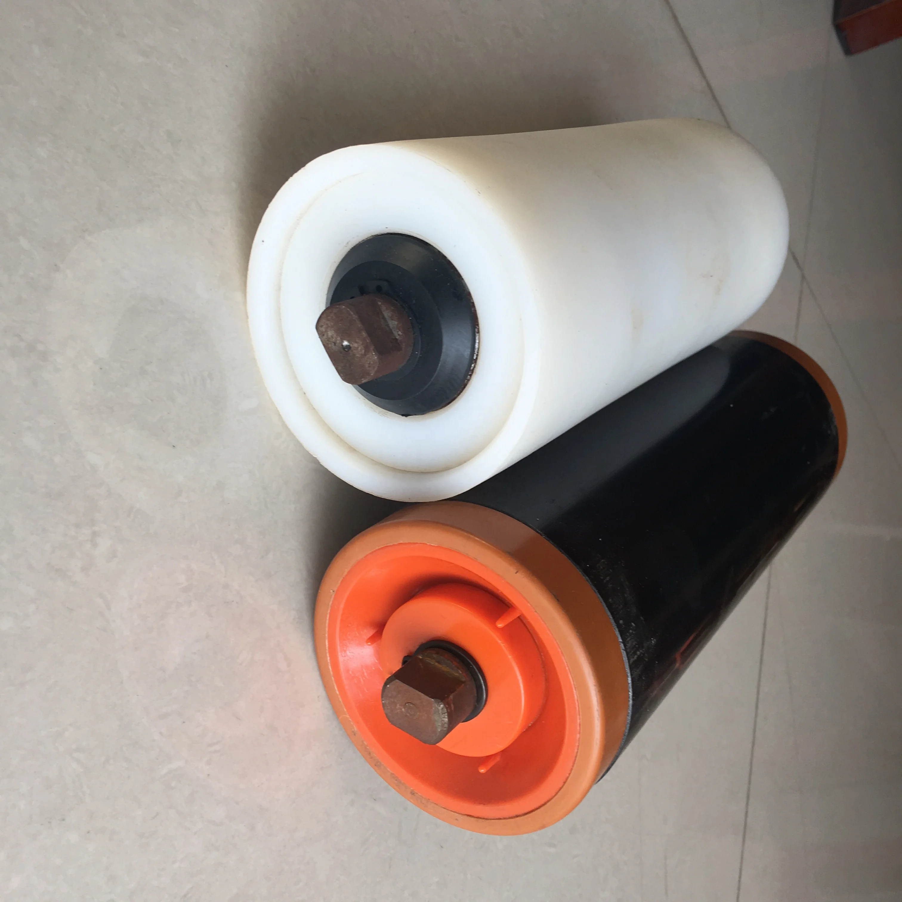 roller idler for conveyor made by china material with good wear resistance