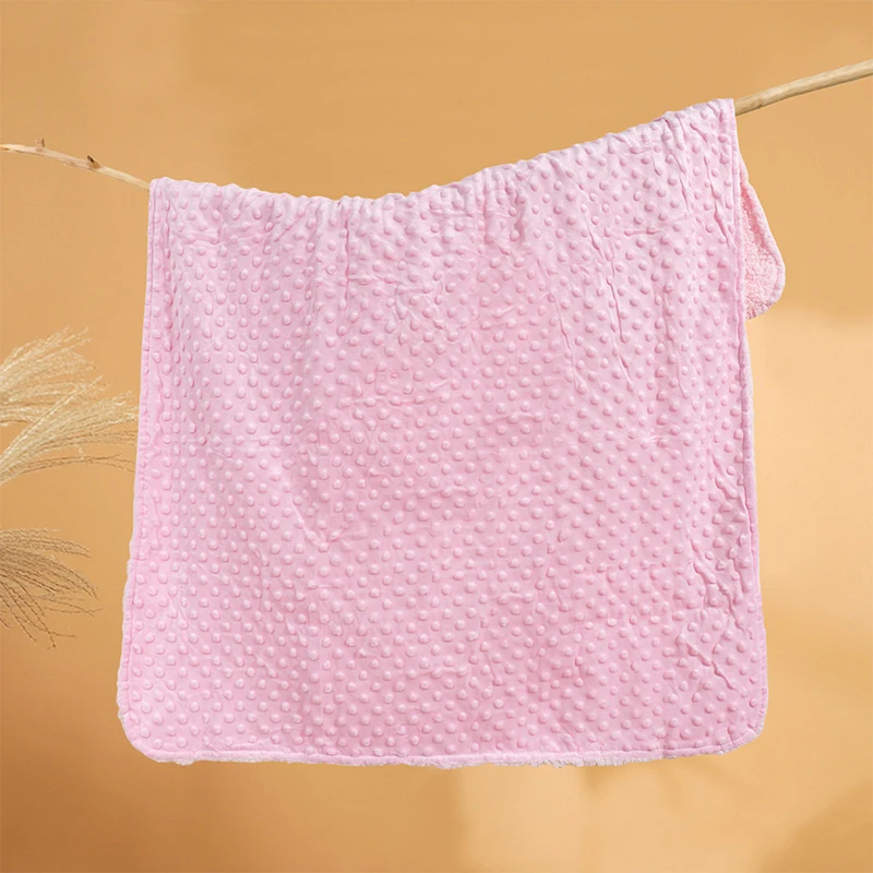 Wholesale Custom Super Soft Warm Fleece Baby Blankets Nursery Minky Dot Blankets for Newborns  Blankets for winter