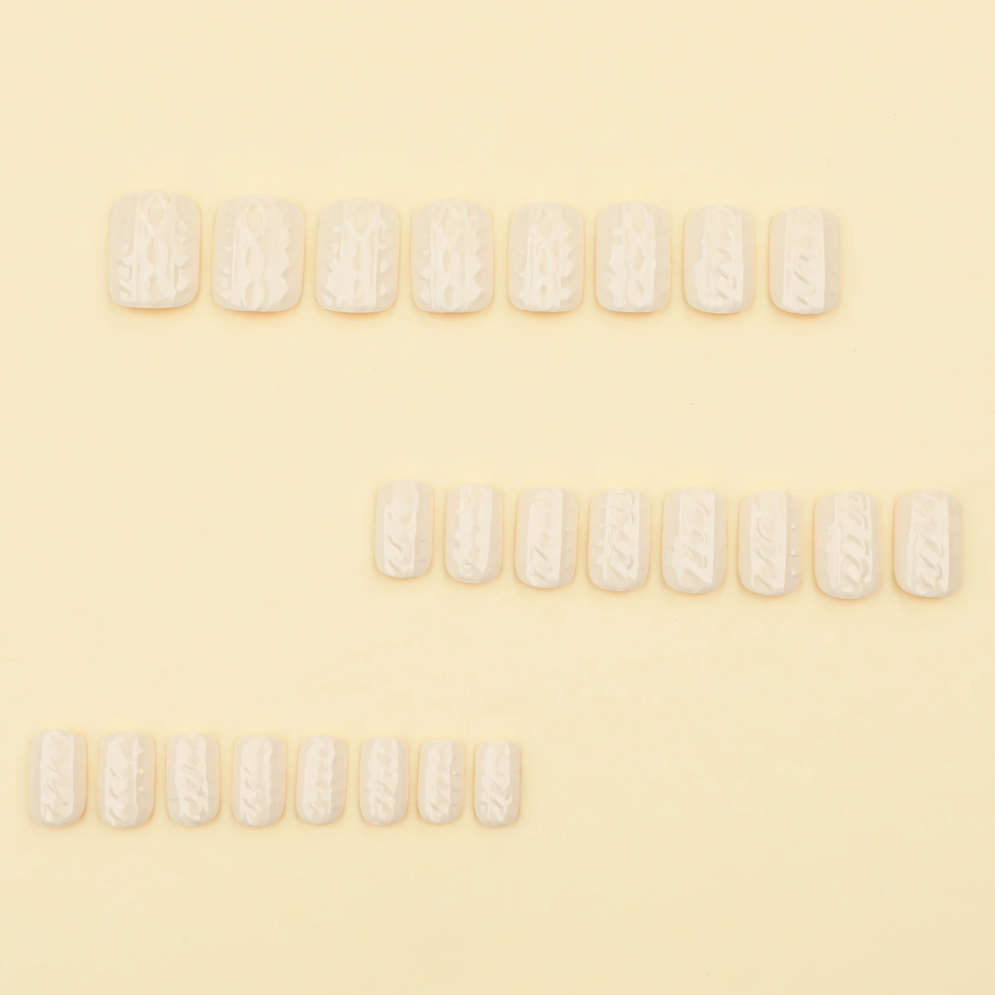 24 Pcs Milky White Solid Color 3D Short European square Shape Art Acrylic Press on Nails Artificial Fingernails False 3625