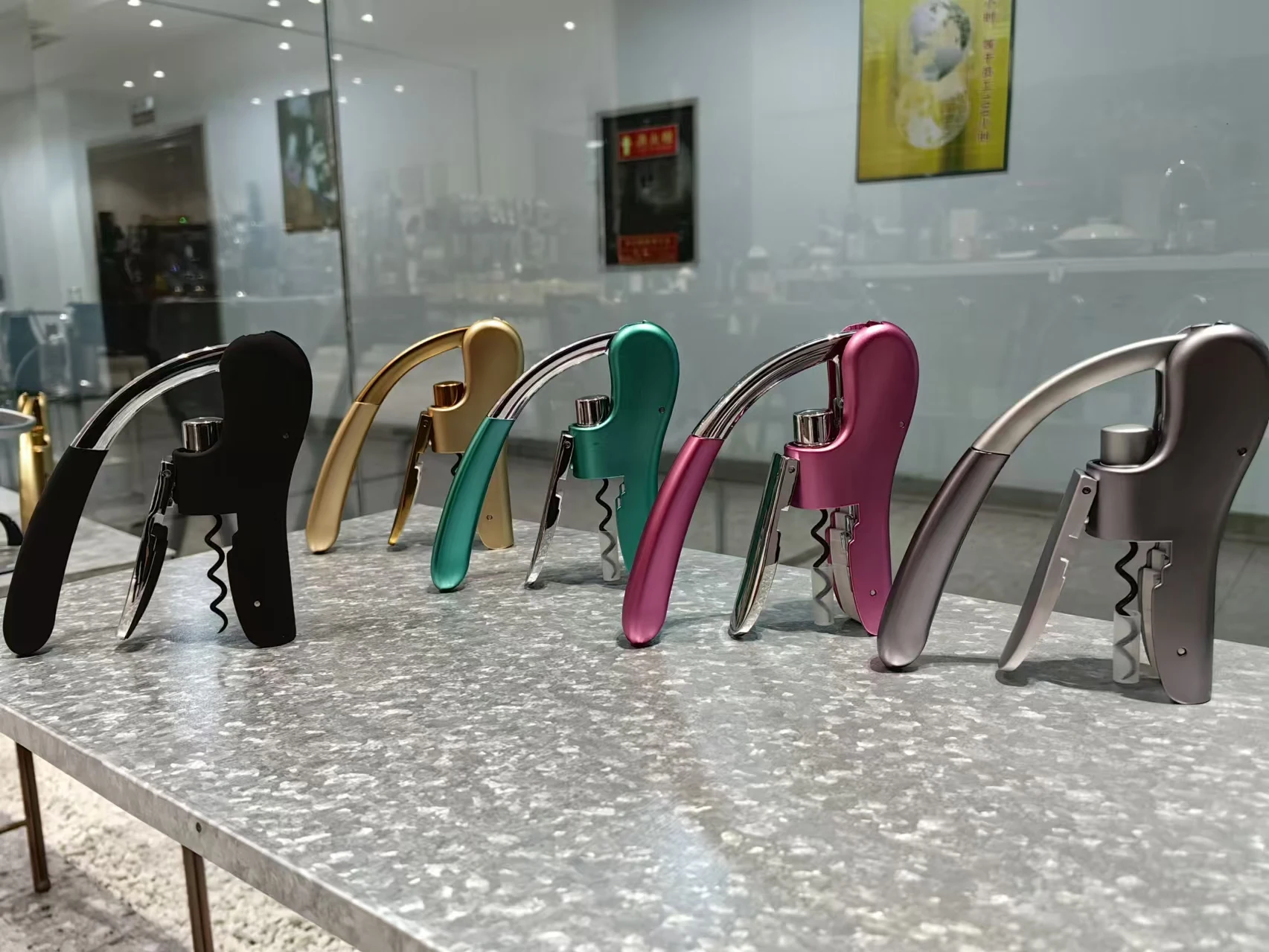 Wine Opener Vertical Lever Corkscrew with Non-Stick Worm Compact Wine Bottle Opener Manual