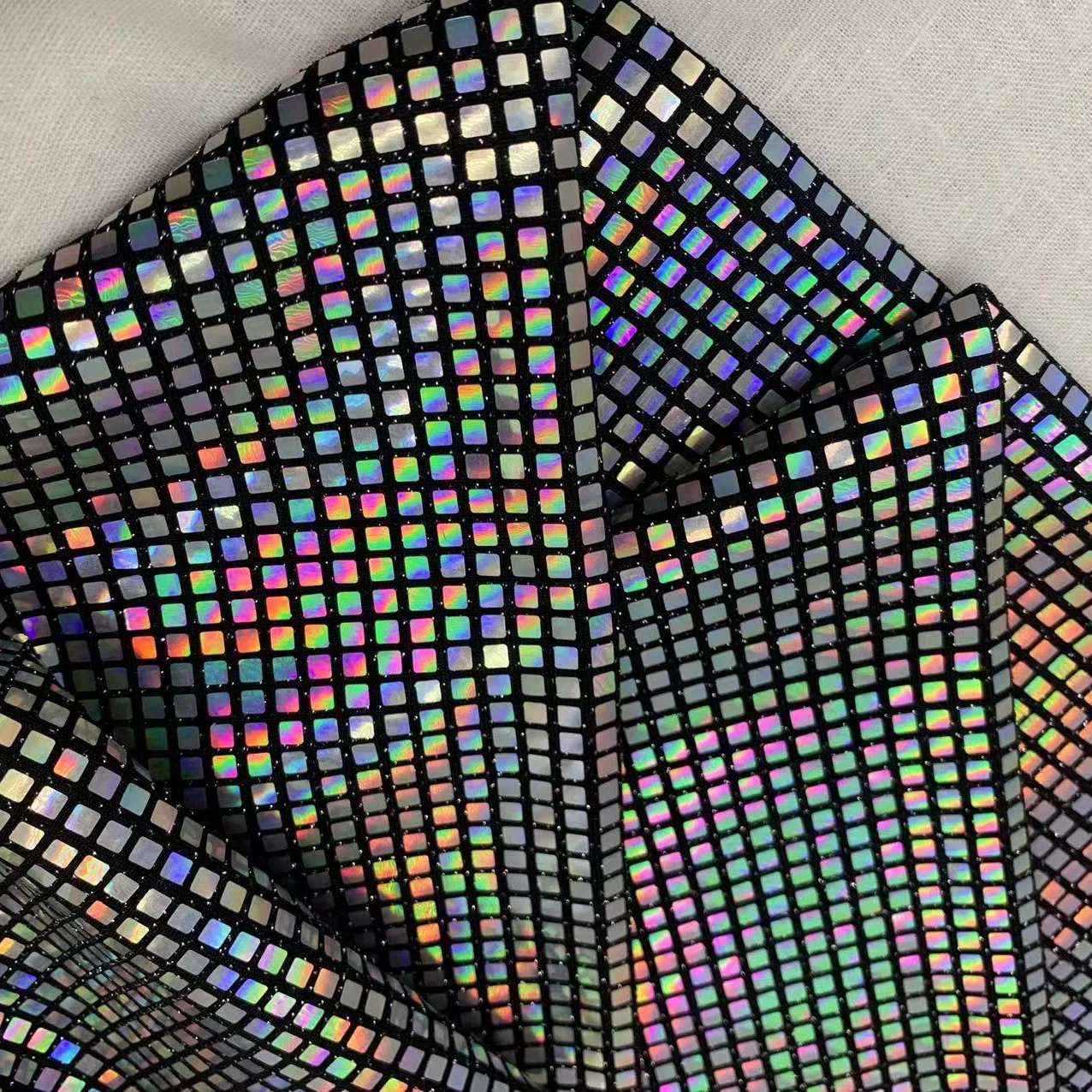 Supplier Sale Knitted Glitter 90% Polyester 5% Metallic 5% Spandex Stretch Fabric For Women Garment Clothes