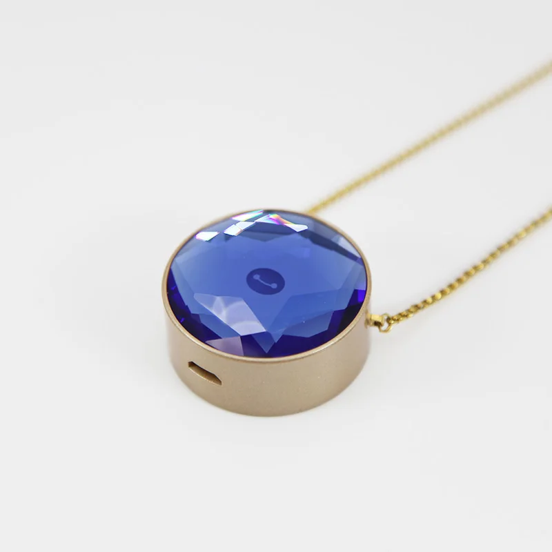 2023 new fashion wearable outdoor use personal air purifier ionizer necklace negative ion Wearable Air Purifier