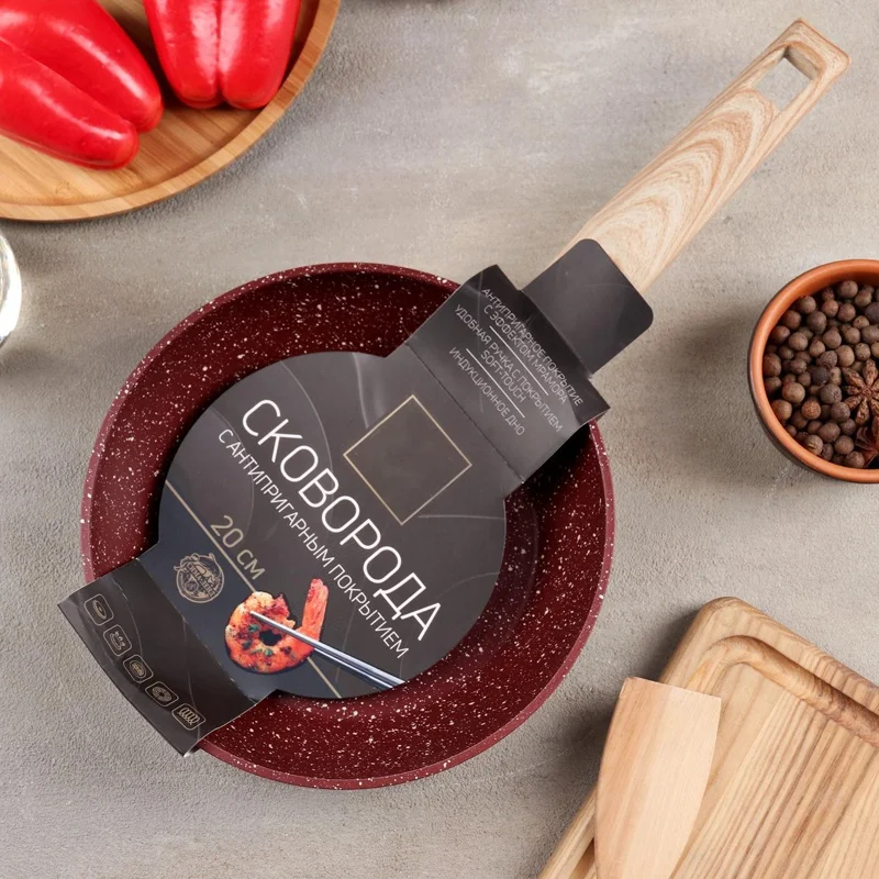 Кованый алюминиевый красный камень maifan Мраморное покрытие сковорода с деревянной ручкой