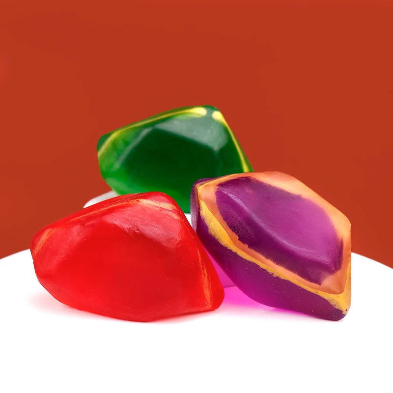 Натуральные органические ингредиенты и эфирное масло, мыло с драгоценными камнями