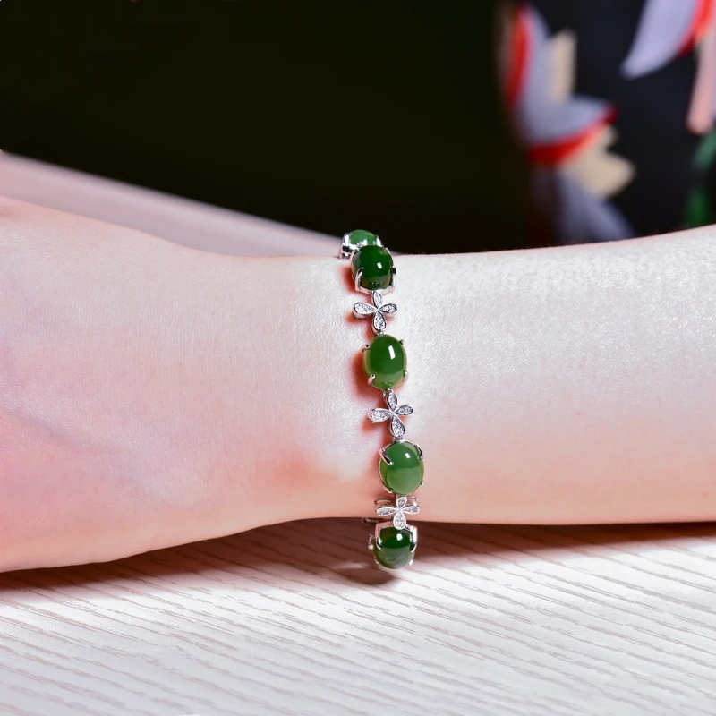 
Wholesale 2019 Natural Russian material jasper bracelet 925 silver inlaid jade zircon bracelet fashion ladies fashion jewelry 
