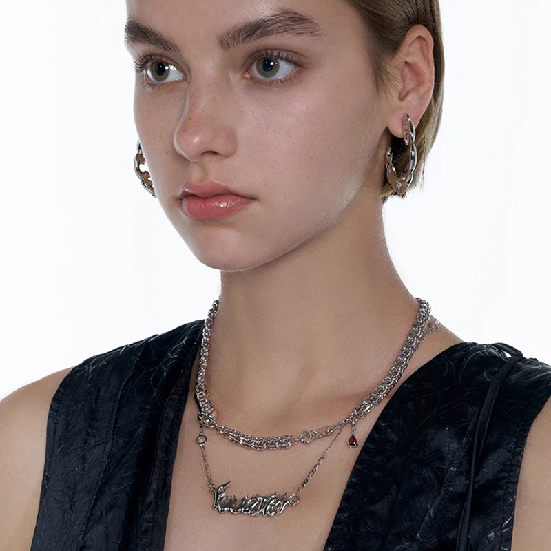 Necklace Ruby 18k White Gold  2021 New Trendy Symbol   Interlocking Elements Stitching Clavicle Necklace