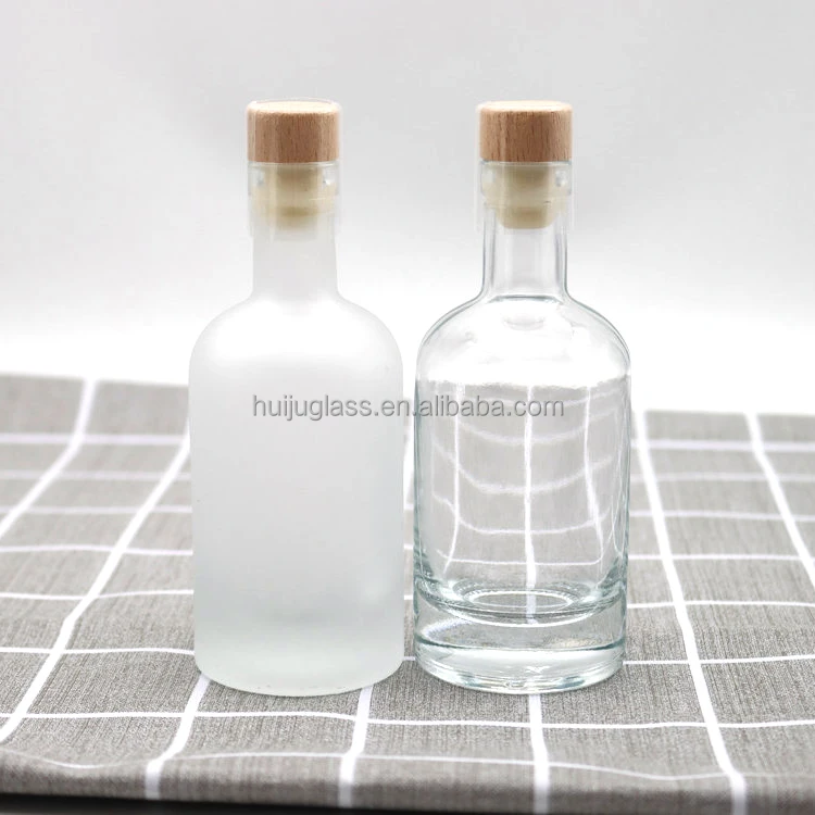 100ml 200ml 375ml 500ml 750ml 1000ml Luxury clear cork top liquor spirits rum vodka whiskey tequila gin glass bottles