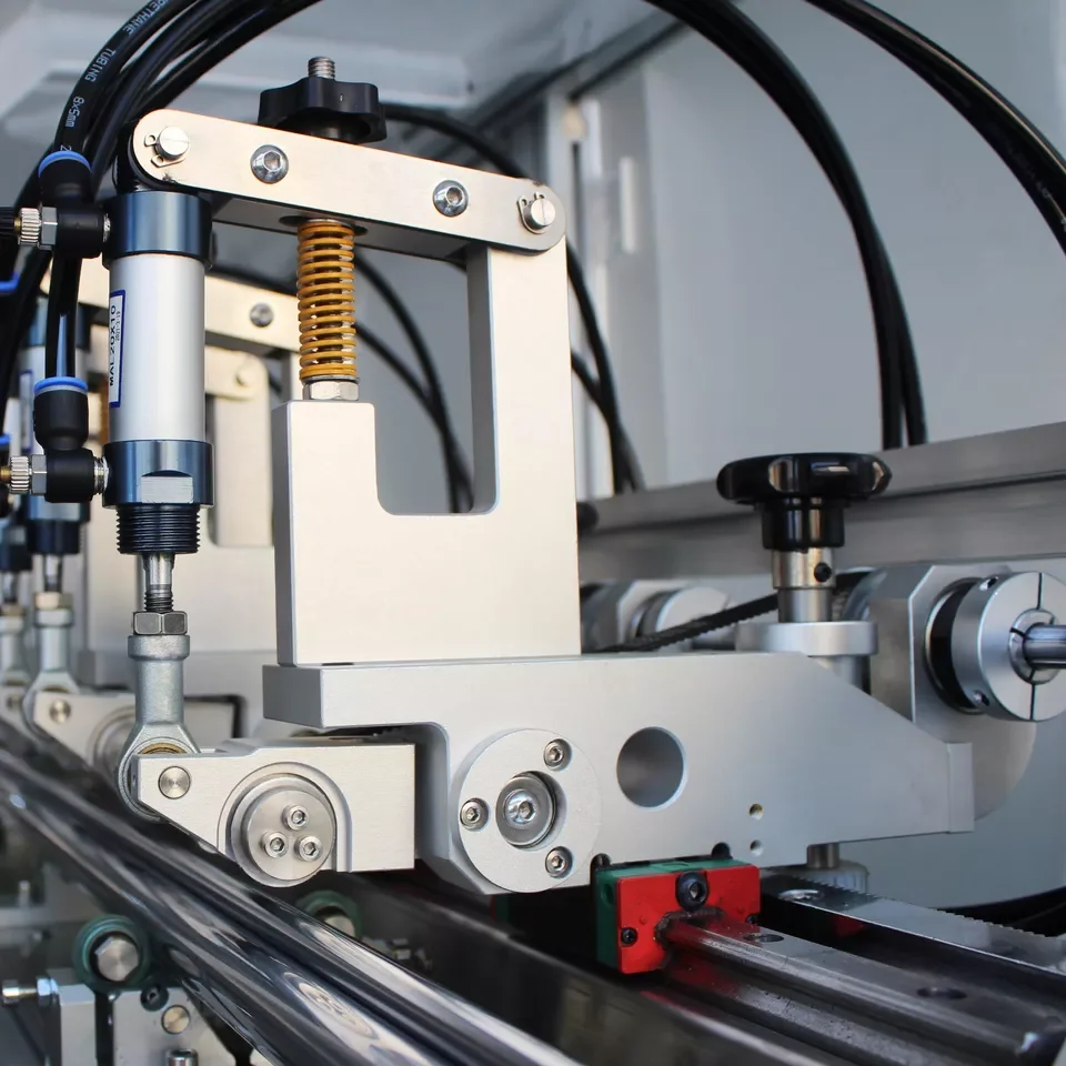 Сборка лезвий аксессуаров для машин для производства бумажных соломинок