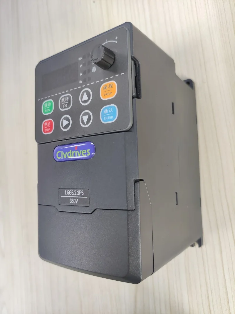 5.5kw VFD Drives Promotion price PM motor vector control water supply all in one  0.75kW to 37kW Frequency Inverter Converter