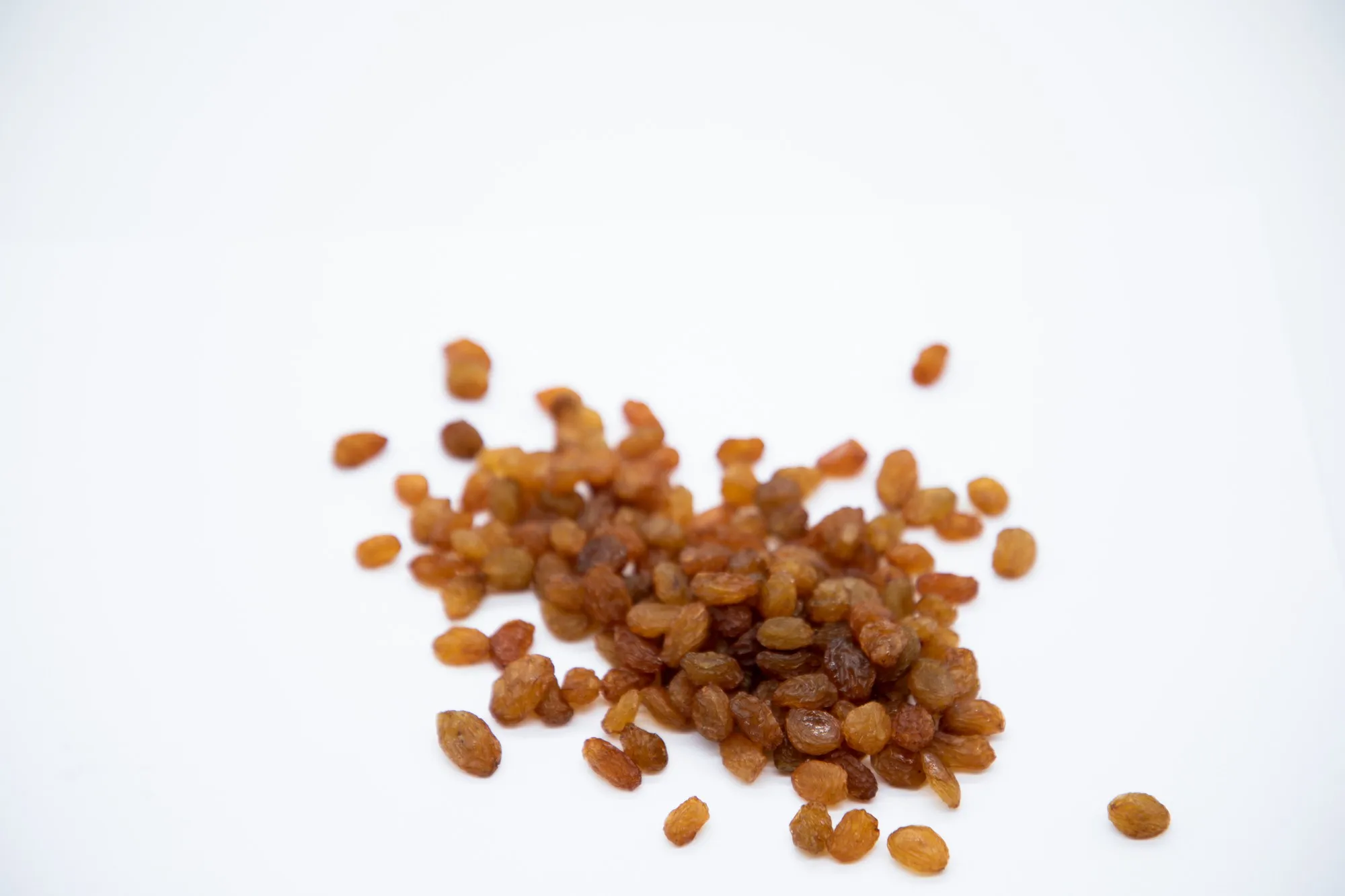 Non-GMO high grade bulk wholesale dried grapes from Uzbekistan sweet raisin sultana natural healthy snack