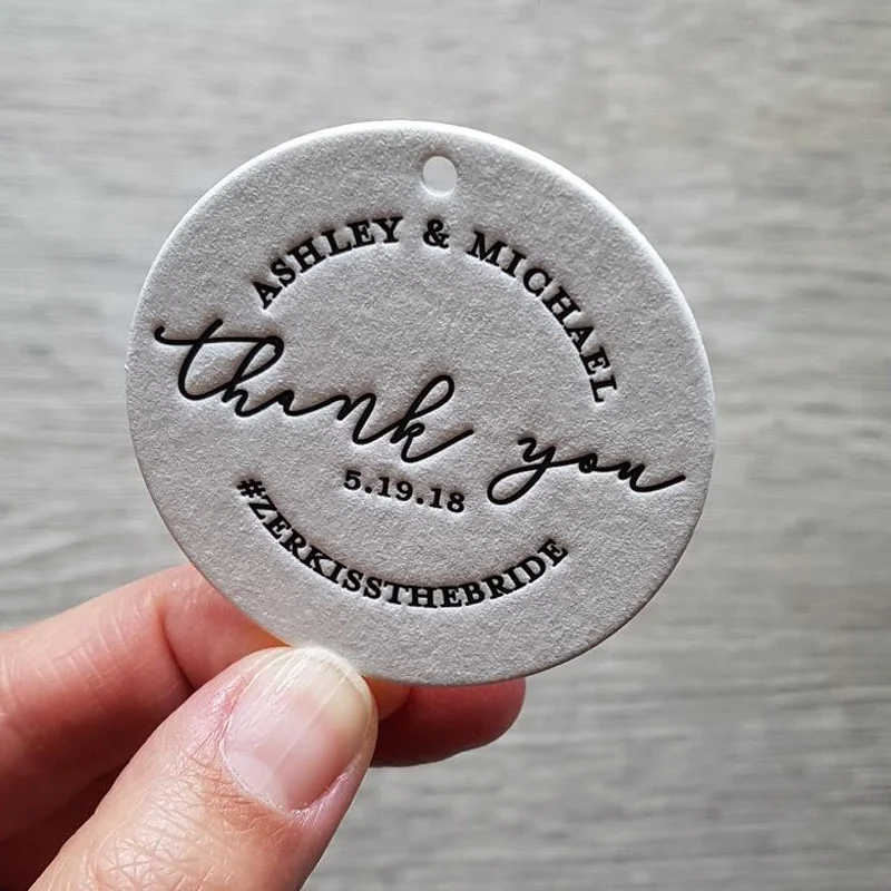 Недорогие круглые тисненые бирки с напечатанным логотипом на заказ