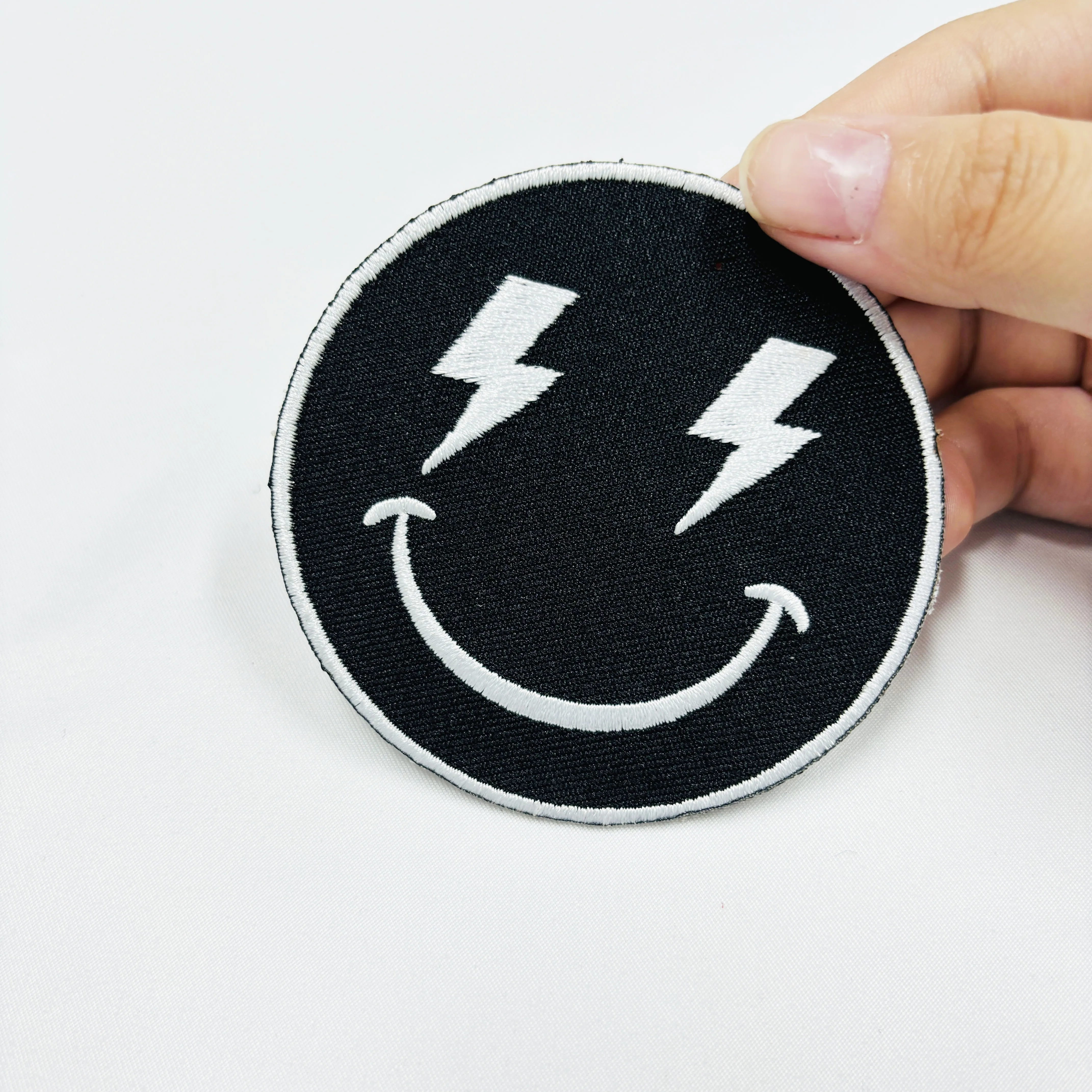Factory Supply High Quality designer patch iron on backing  embroidered patches embroidery patches