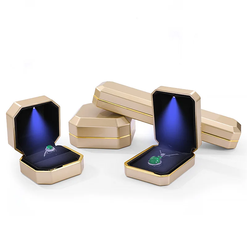 Customized LED Light Plastic Jewelry Boxes for Earrings Rings Necklaces Premium Gift Packaging for Rings