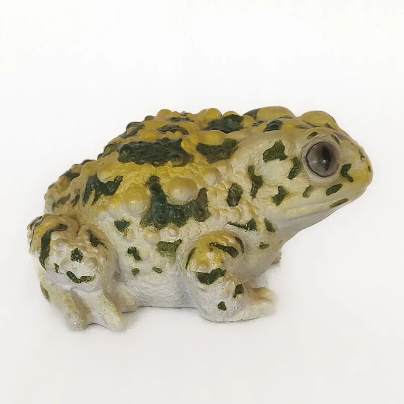 N010 Cement handicrafts Toad using eco-friendly and biodegradable materials for home garden decoration