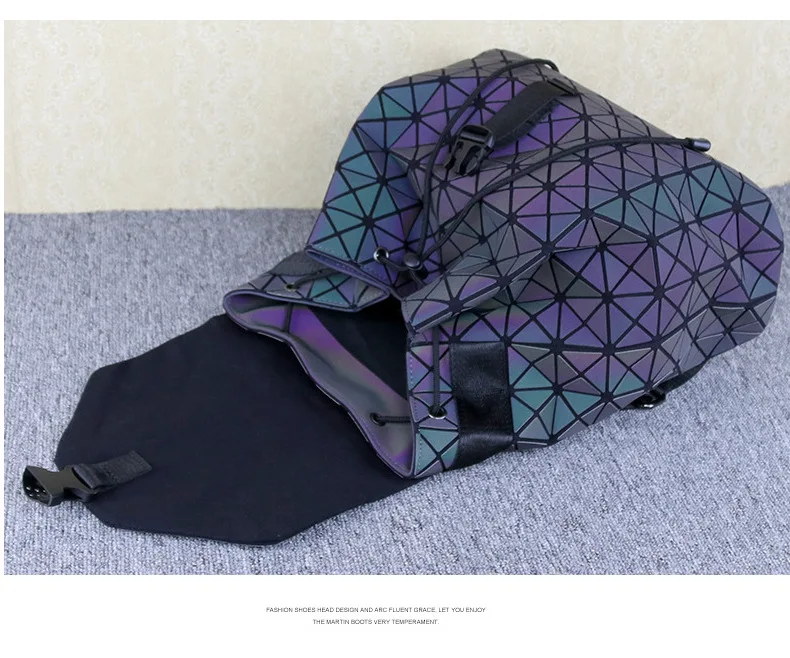 
HAOMEI Women Luminous Geometric Backpack Reflective Fabric Fluorescent Gradient laptop Backpack 