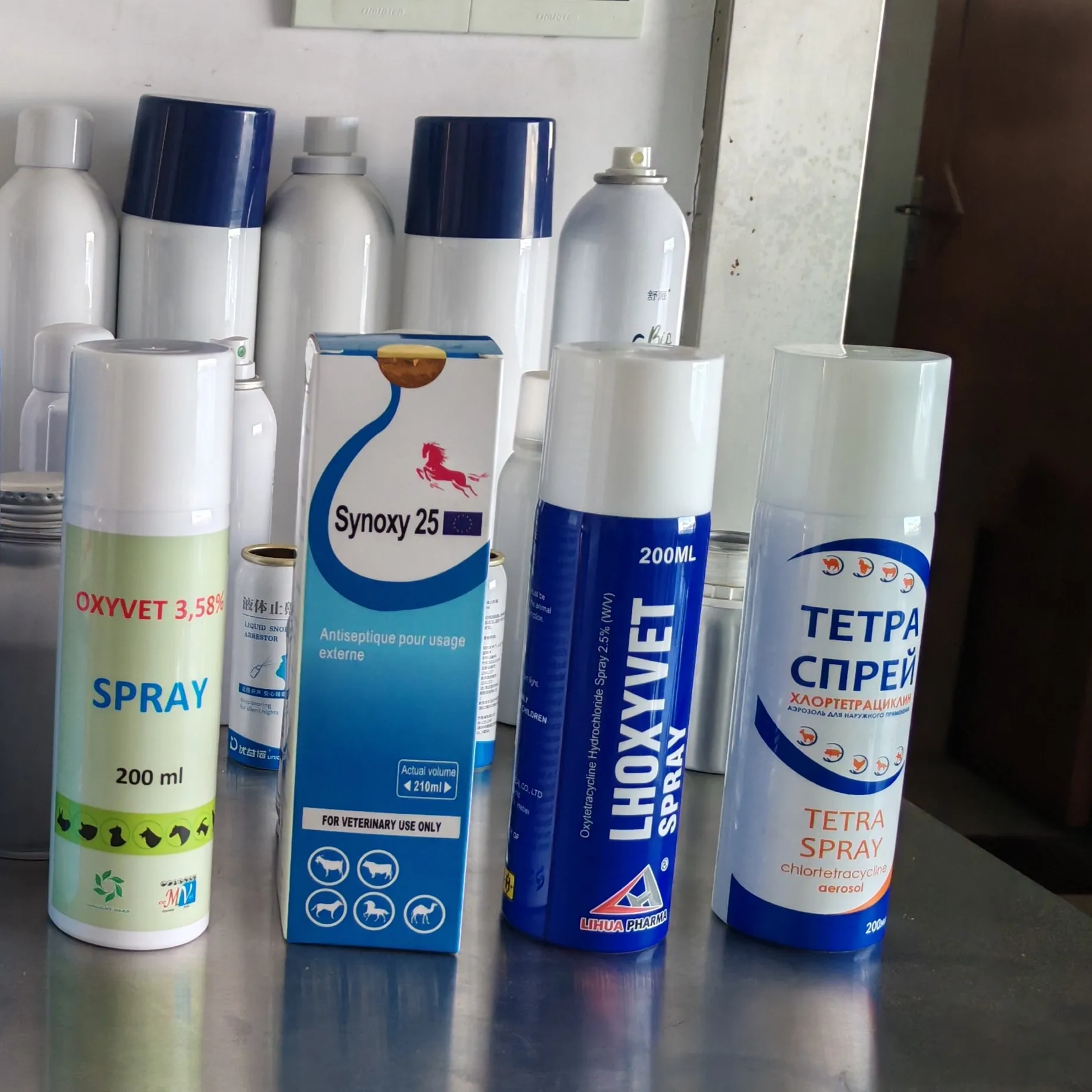 Poultry and Animal Medical Supplies Aerosol Can Empty Oxytetracycline for Cattle Sheep Chicken Duck Goose