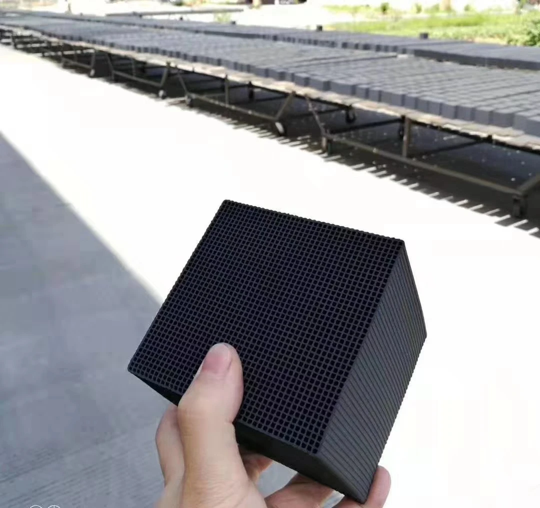 High quality 800 iodine value waterproof honeycomb activated carbon for water treatment