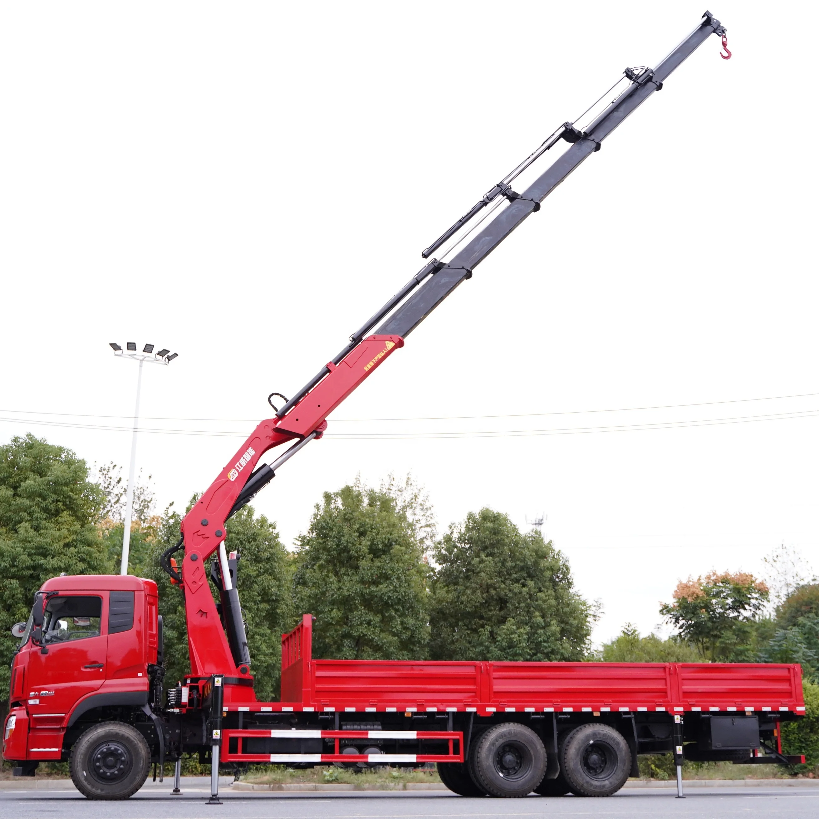 Large brand high-quality factory direct sales of 130 tons of large tonnage cranes used for lifting heavy objects