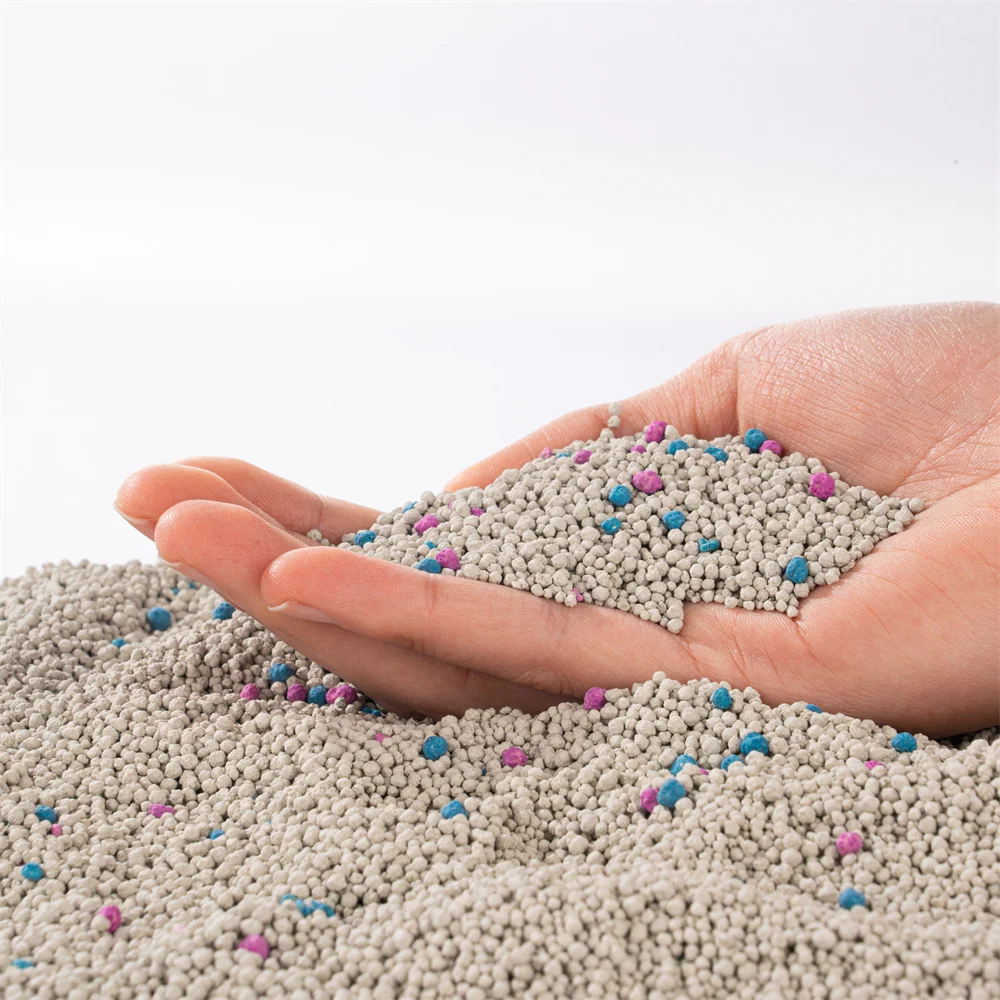 Custom Low Price Easy To Scoop Cat Sand 1-2mm Odor Control Low Dust Bentonite Cat Litter