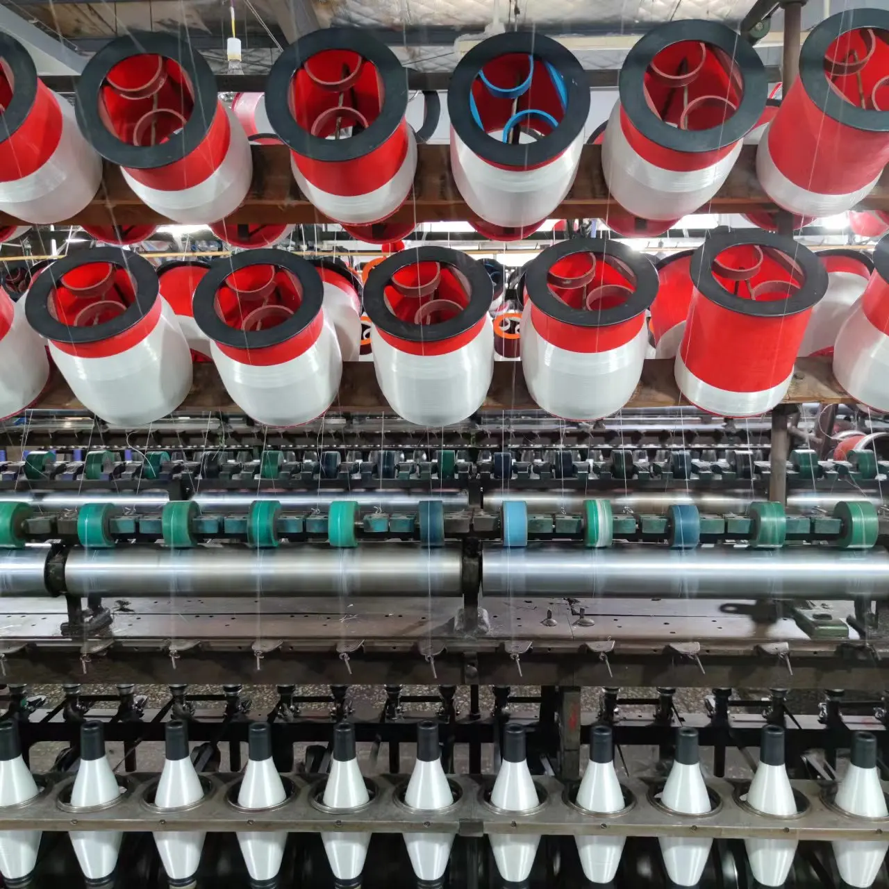 150 225 450 Paraffin or Silane Coated Heat Insulation Materials Fiberglass Yarn