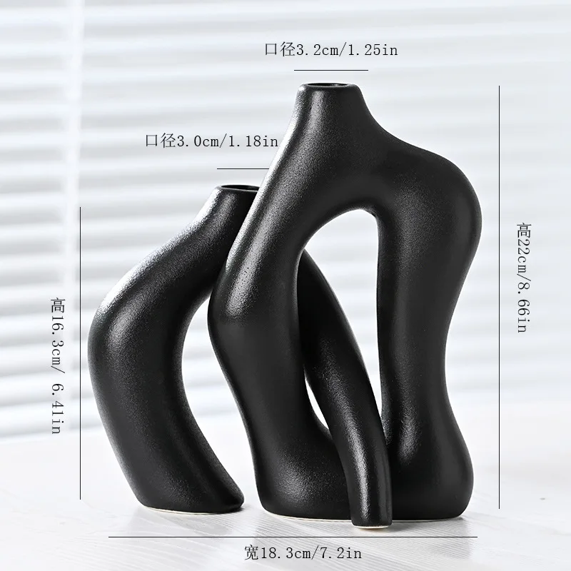 Nordic-Inspired Black and White Matt Glaze Ceramic Vase - Wholesale for Modern Home Decor